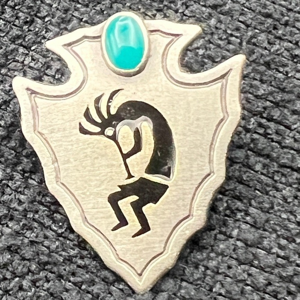 Vintage Kokopelli Arrowhead Pin Lapel Hat Southwestern Blue Stone Unisex 1"